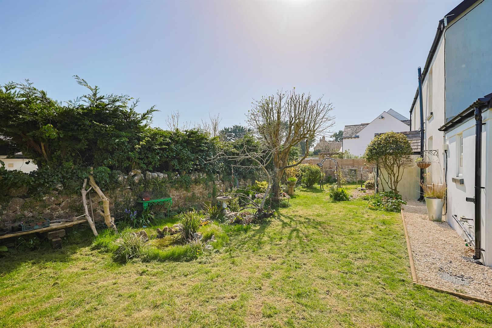 Milan House & Cottage, Overton Lane, Port Eynon, Swansea, SA3 1NR
